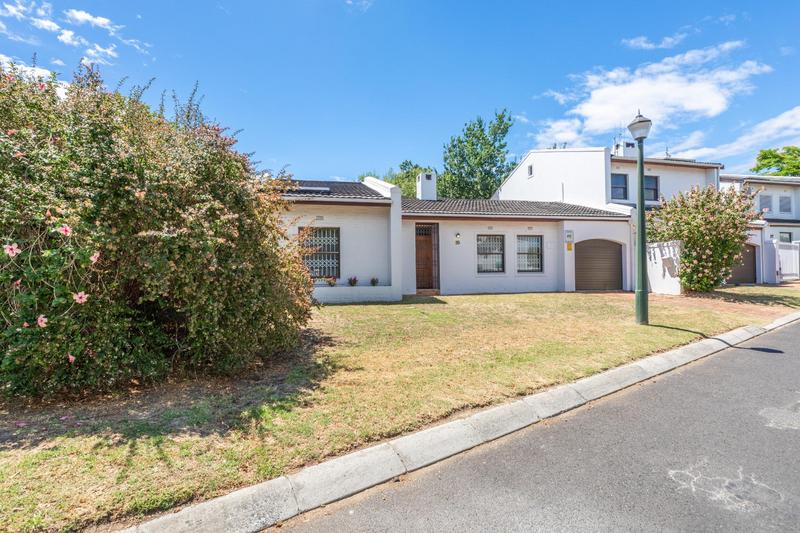 2 Bedroom Property for Sale in Die Boord Western Cape